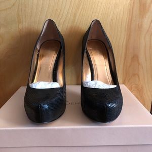 Women’s pumps